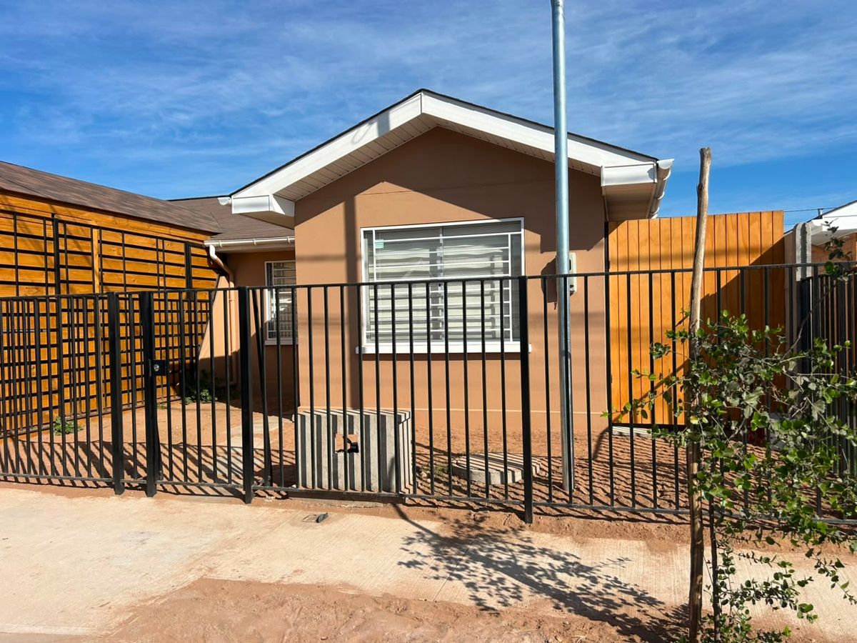 Casa en arriendo en Humedal Limari Sur, La Serena, 3D 2B